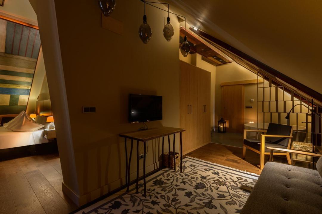 Hotel La Casuena 라누사 외부 사진