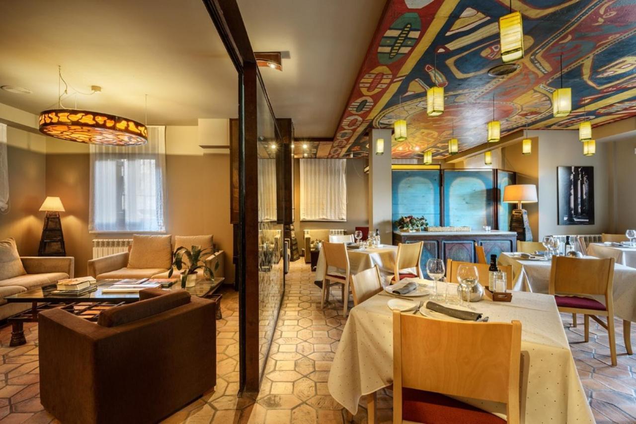 Hotel La Casuena 라누사 외부 사진